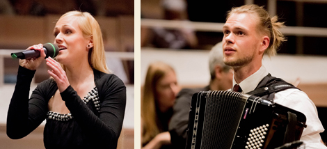 Leonie Kratz Gesang und Matthias Matzke Akkordeon aus Deutschland. Fotos: Christoph Soeder